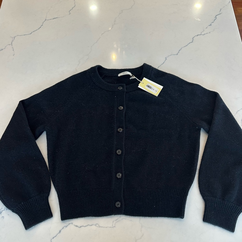 NWT Aritzia Essential Wool Cashmere London Cardigan